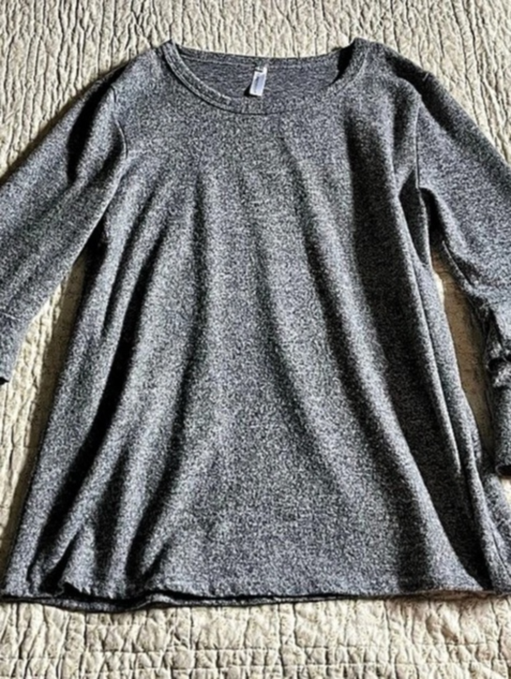 Hearhmoor (Boutique) Gray Tiered Sleeve Tunic Size XL Like New